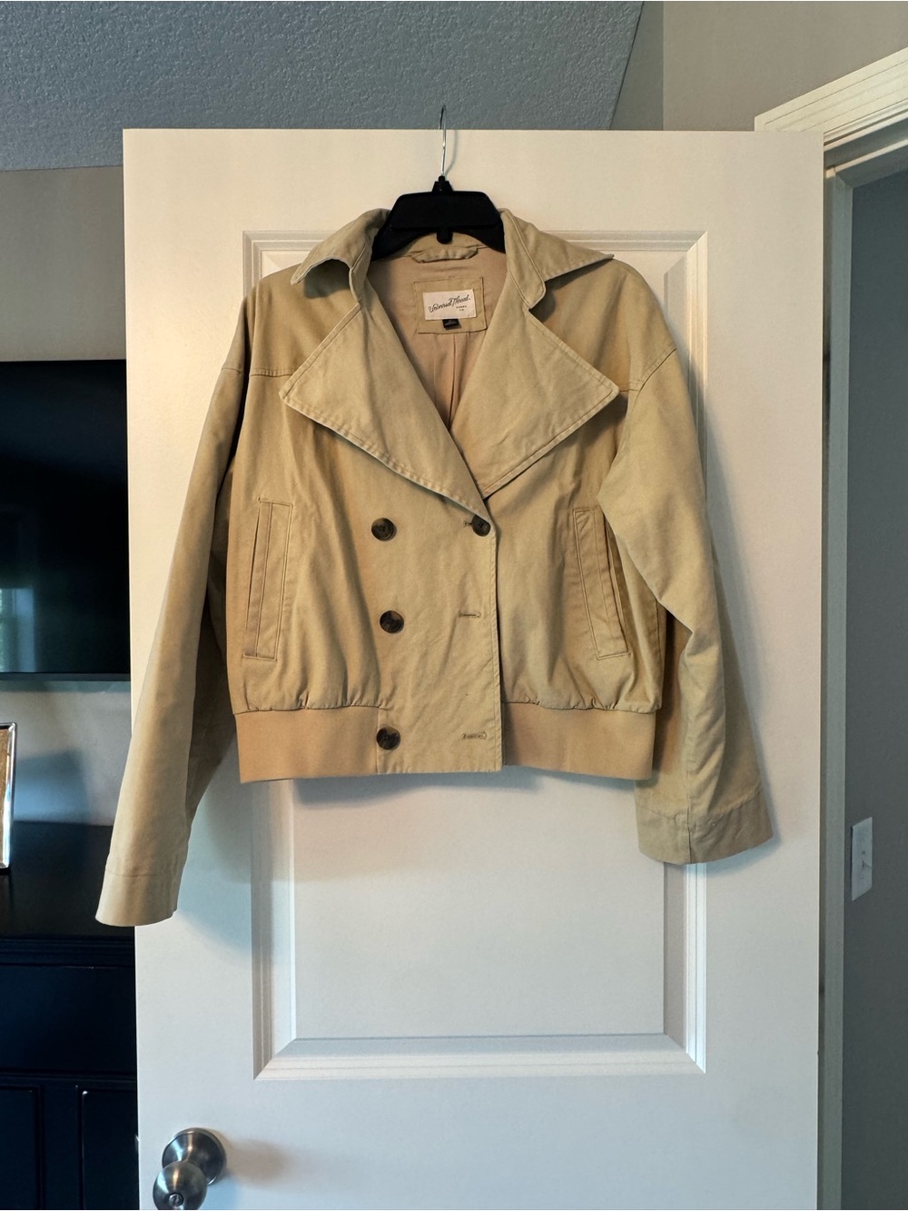 Universal Thread Tan Cropped Trench Jacket